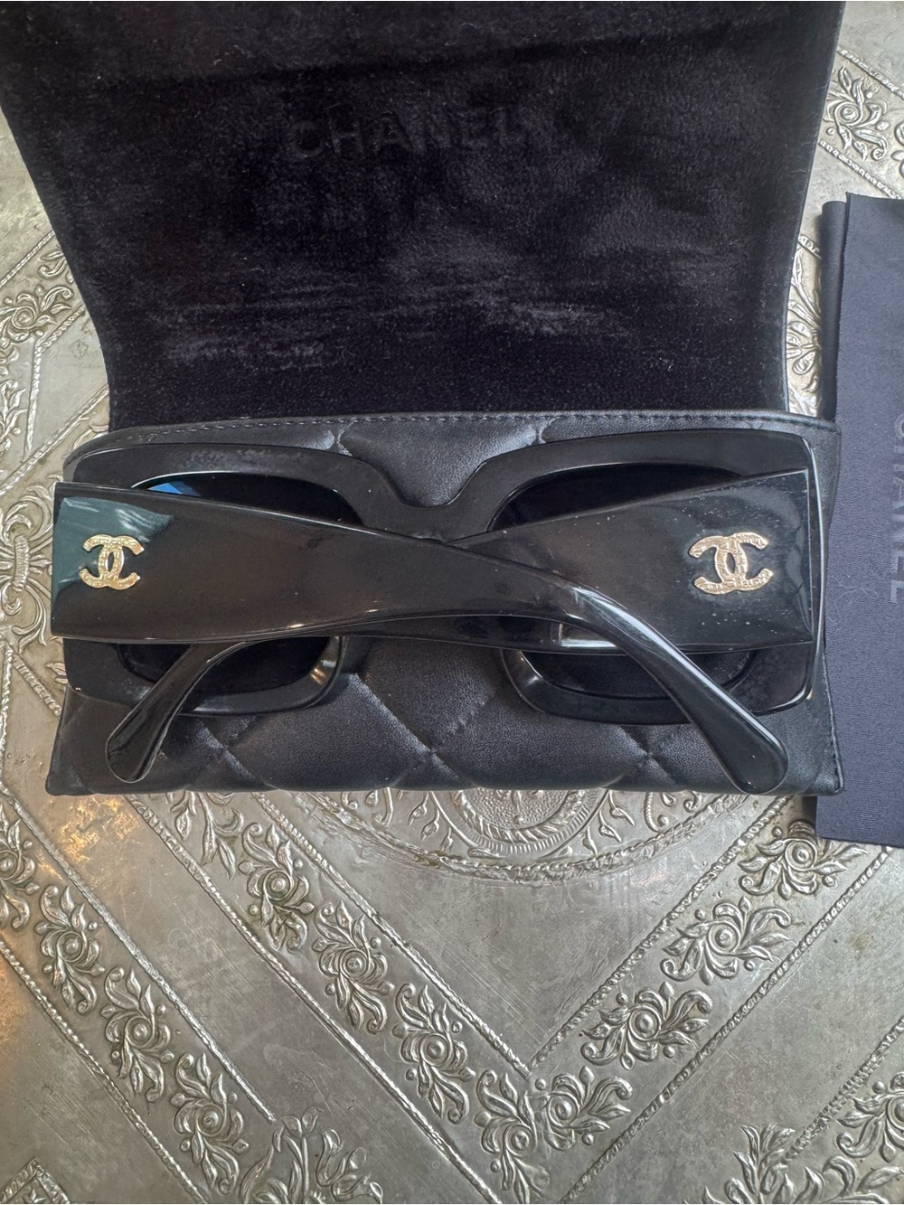 CHANEL Black Oversized Square 5435A Sunglasses with Gold CC Emblem - Picture 7 of 13